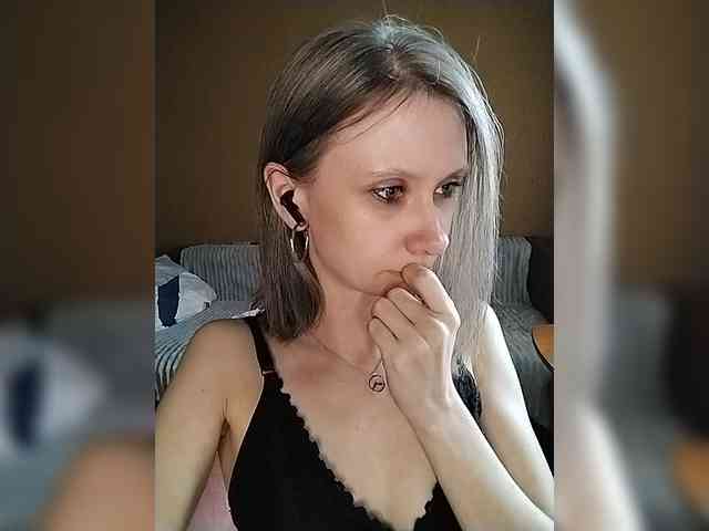 -Christina- webcam