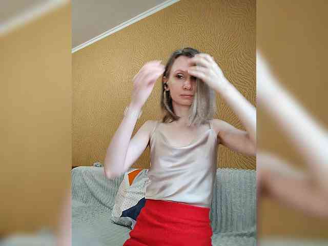 -Christina- webcam