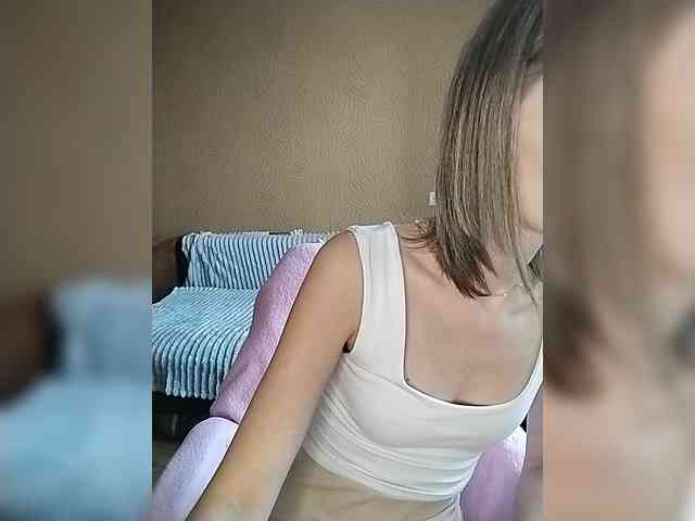 -Christina- webcam
