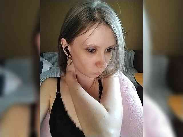 -Christina- webcam