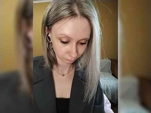 -Christina- webcam