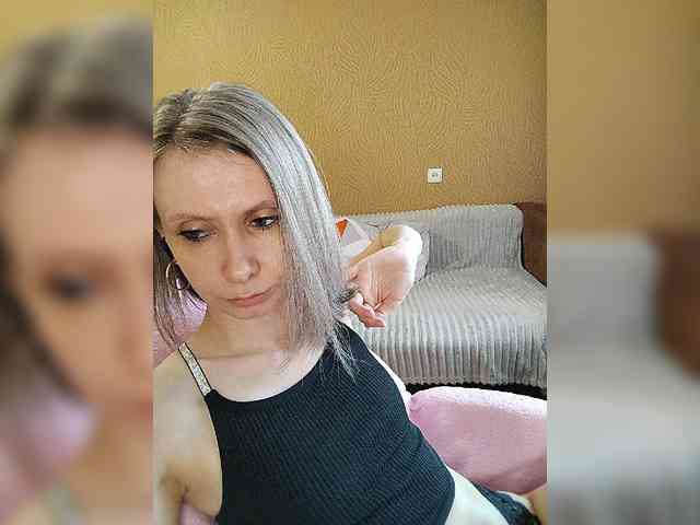 -Christina- webcam