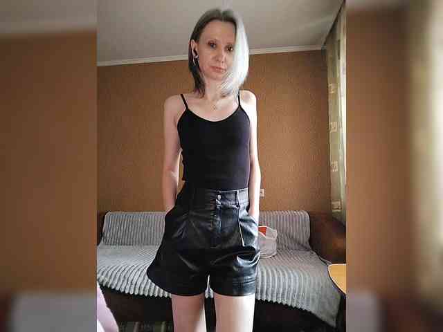 -Christina- webcam