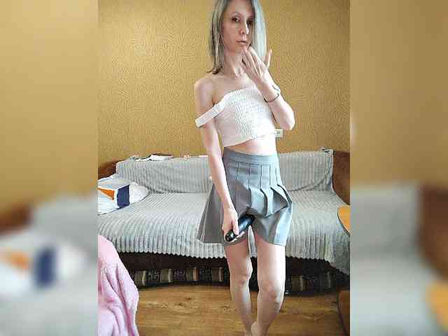-Christina- webcam