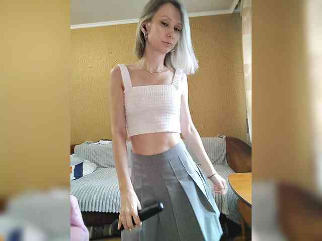 -Christina- webcam