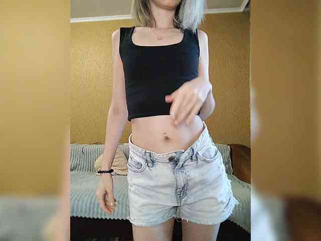 -Christina- webcam