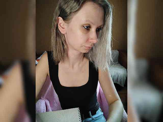 -Christina- webcam