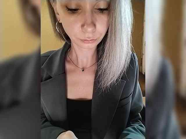 -Christina- webcam
