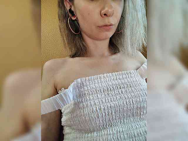 -Christina- webcam
