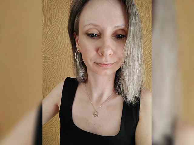 -Christina- webcam