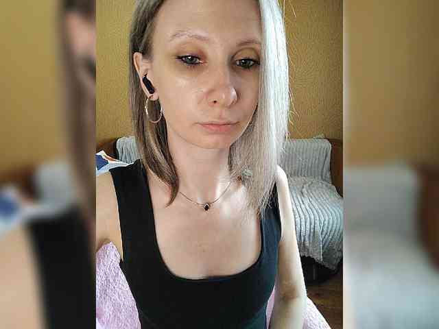 -Christina- webcam