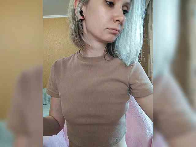 -Christina- webcam