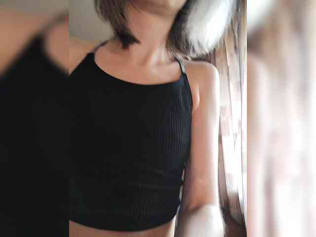 -Christina- webcam