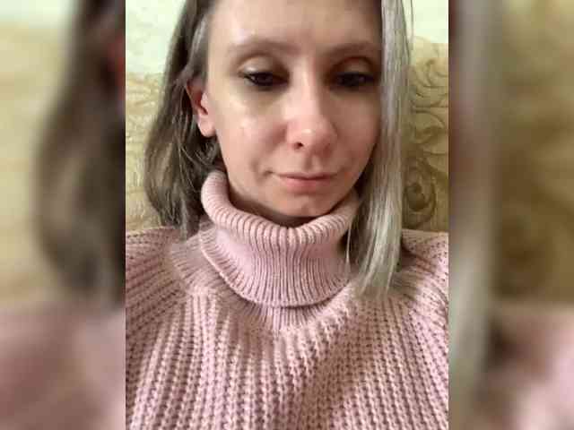 -Christina- webcam