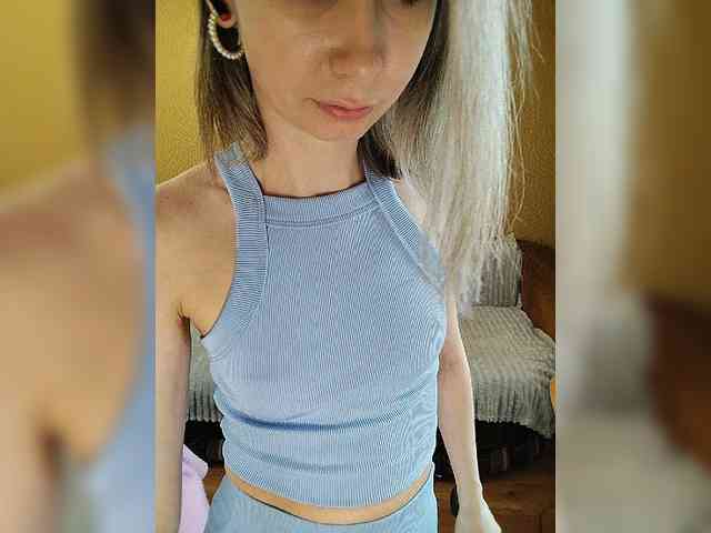 -Christina- webcam