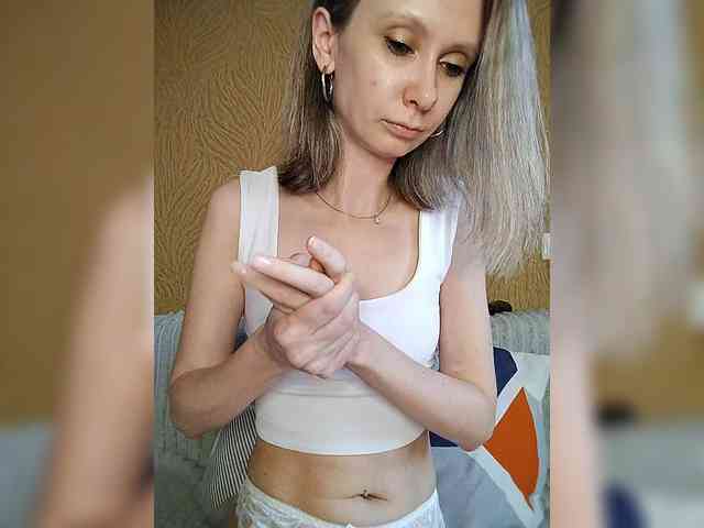 -Christina- webcam