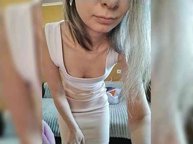 -Christina- webcam