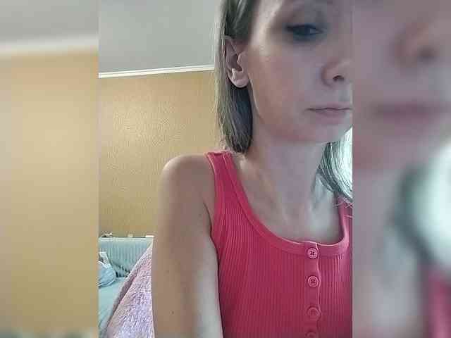 -Christina- webcam
