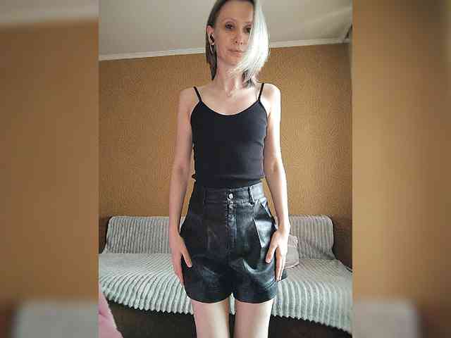-Christina- webcam