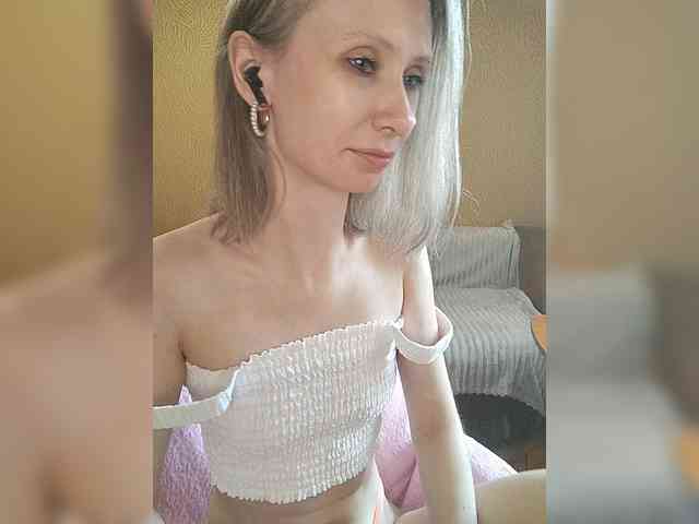 -Christina- webcam