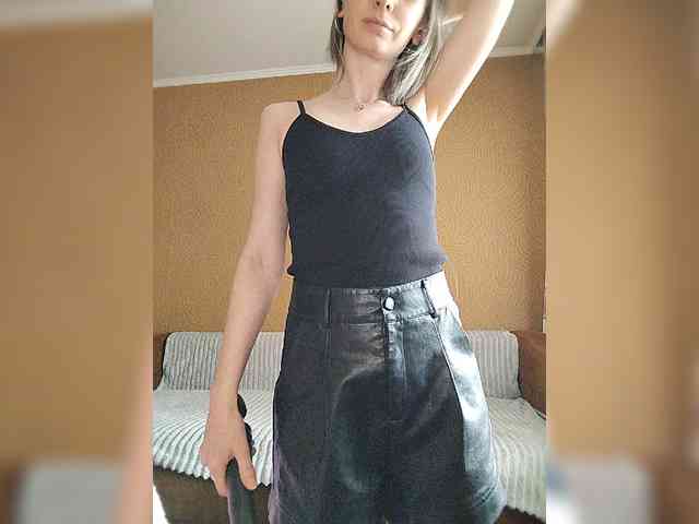 -Christina- webcam
