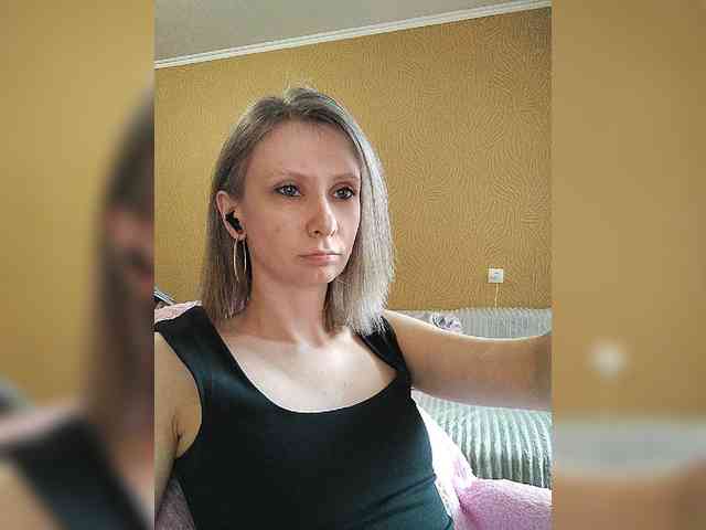 -Christina- webcam