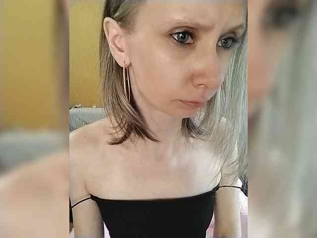 -Christina- webcam