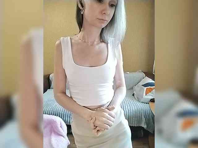 -Christina- webcam
