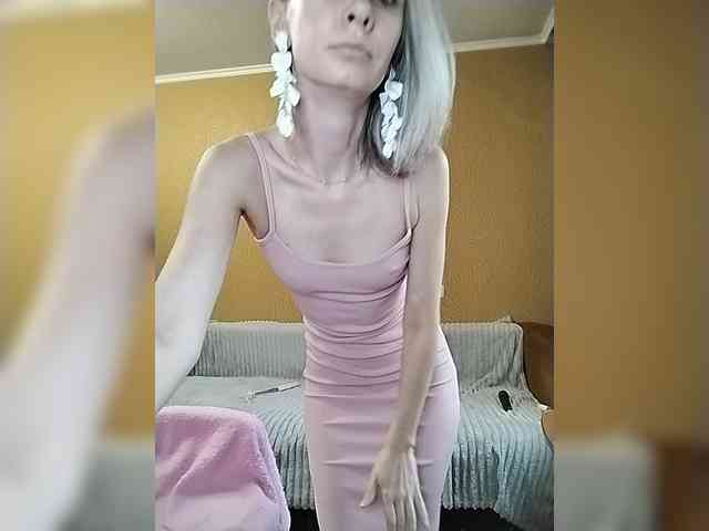 -Christina- webcam
