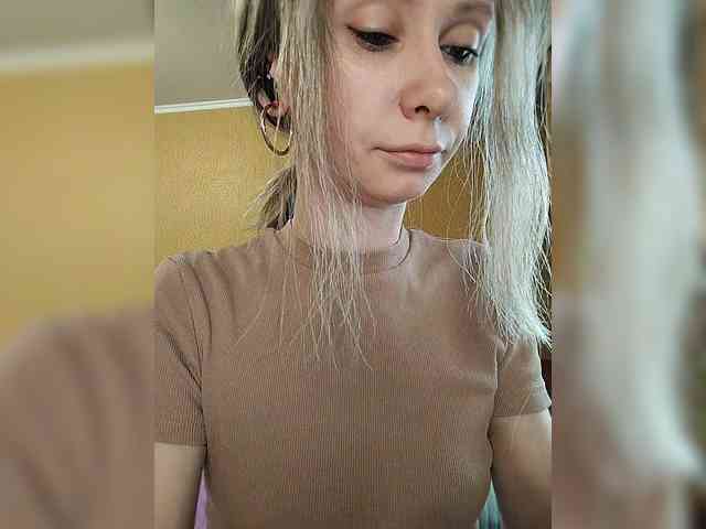 -Christina- webcam