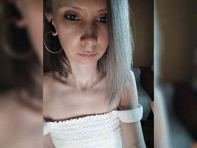 -Christina- webcam