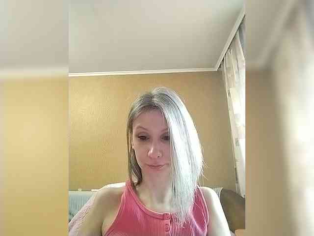 -Christina- webcam