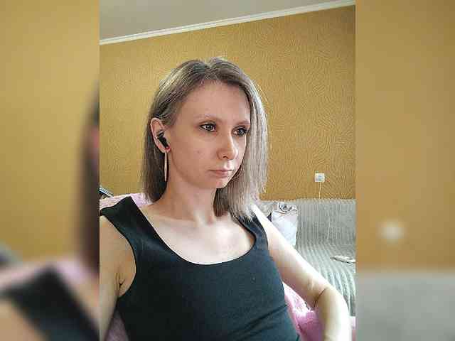 -Christina- webcam