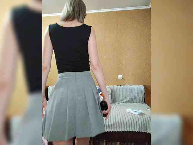 -Christina- webcam