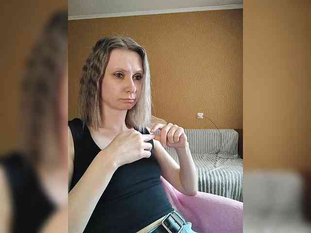 -Christina- webcam