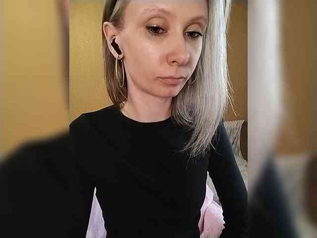 -Christina- webcam