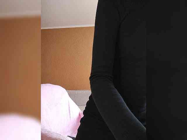 -Christina- webcam