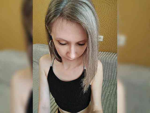 -Christina- webcam