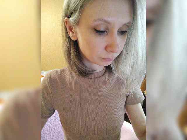 -Christina- webcam