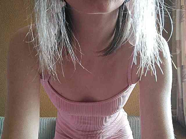-Christina- webcam