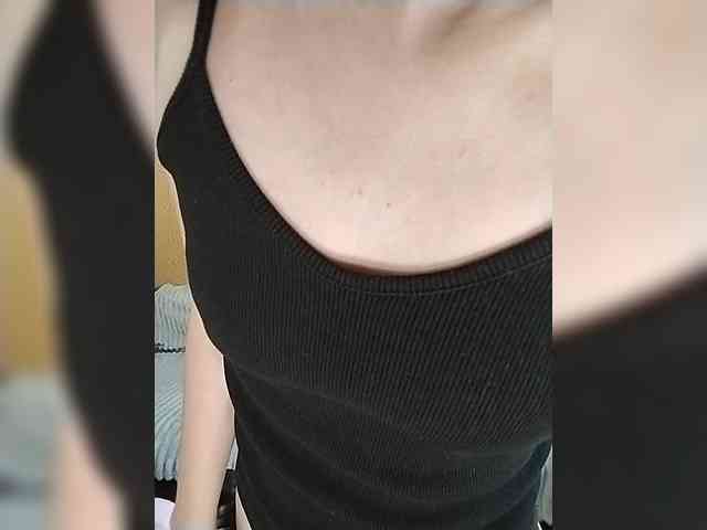 -Christina- webcam