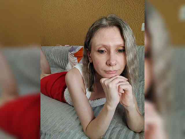 -Christina- webcam