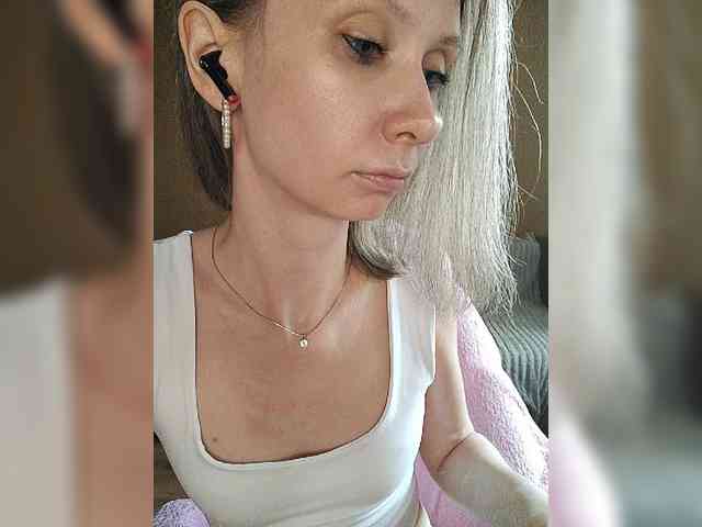 -Christina- webcam