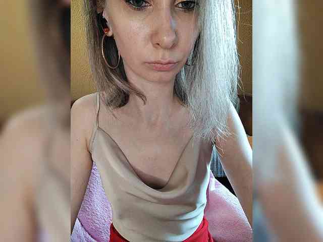 -Christina- webcam