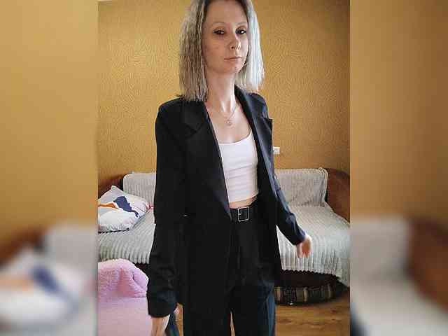 -Christina- webcam