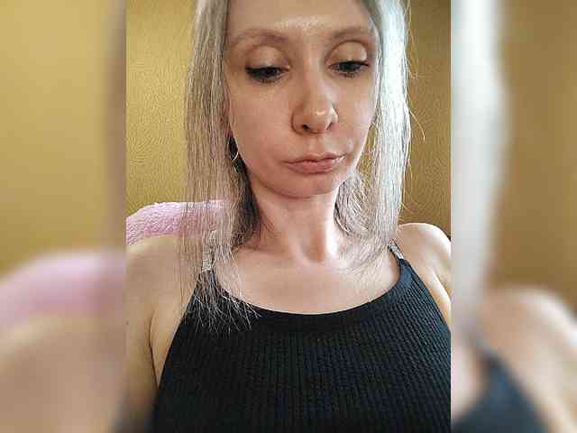 -Christina- webcam