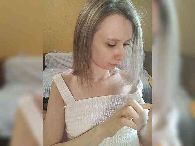 -Christina- webcam