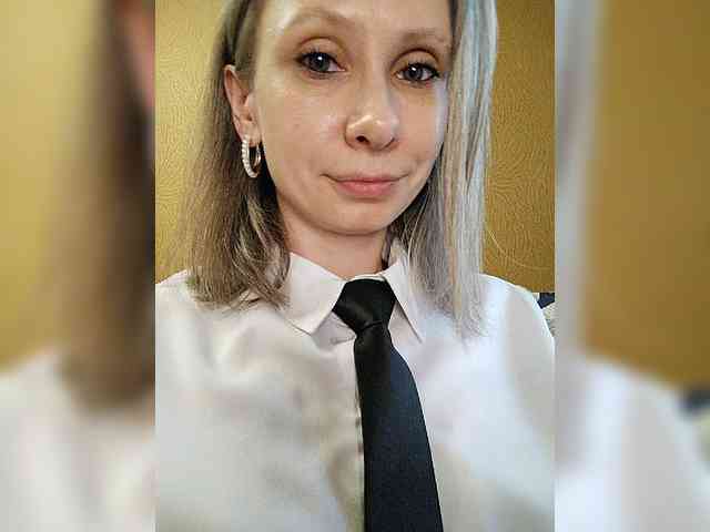 -Christina- webcam
