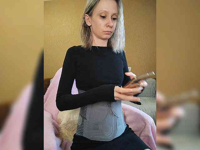 -Christina- webcam