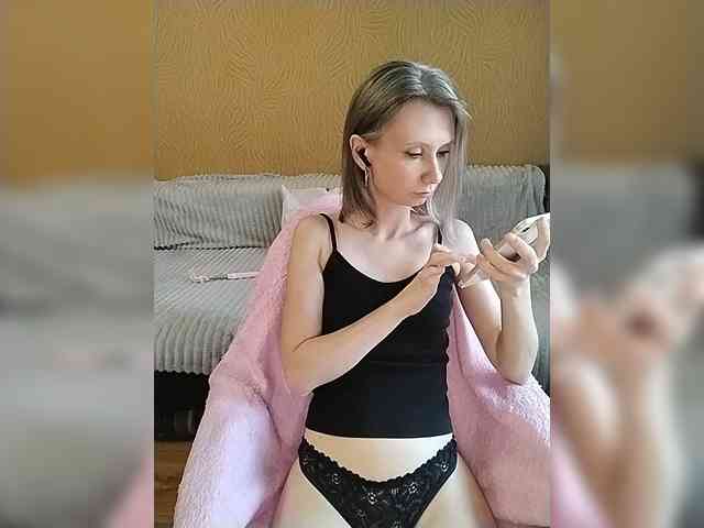 -Christina- webcam